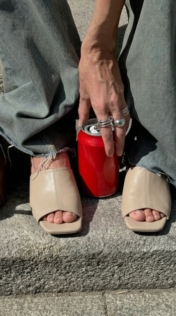 FOOTSPOT-3738